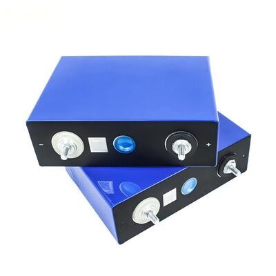 품질 3.2V 100Ah LiFePO4 프리즘 배터리 셀 사각형 알루미늄 쉘 1C 연속 2C 펄스 태양광 RV EV용 낮은 내부 저항 DIY 배터리 팩 그리드 에너지 저장 장치 공장